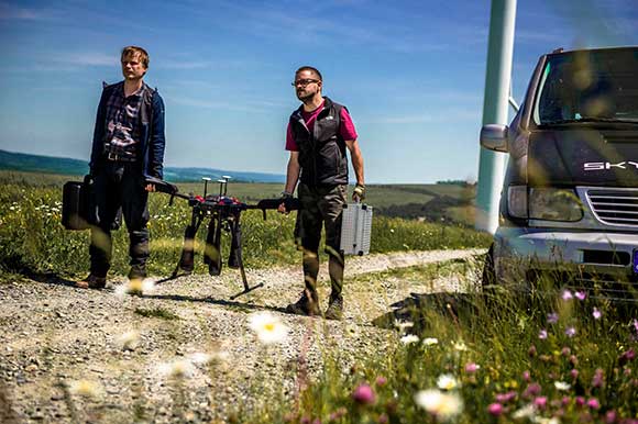 Kryštof Hádek and Jiří Mádl in Droneman by Petr Zelenka