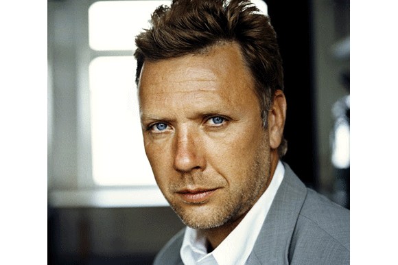 Mikael Persbrandt